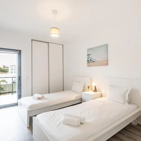 Mar T2 - By Smarthomes * São Martinho do Porto